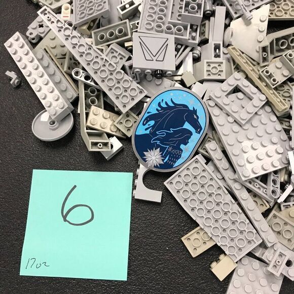17 oz of Light Gray Lego -‎ mostly specialty pieces - Picture 2 of 6
